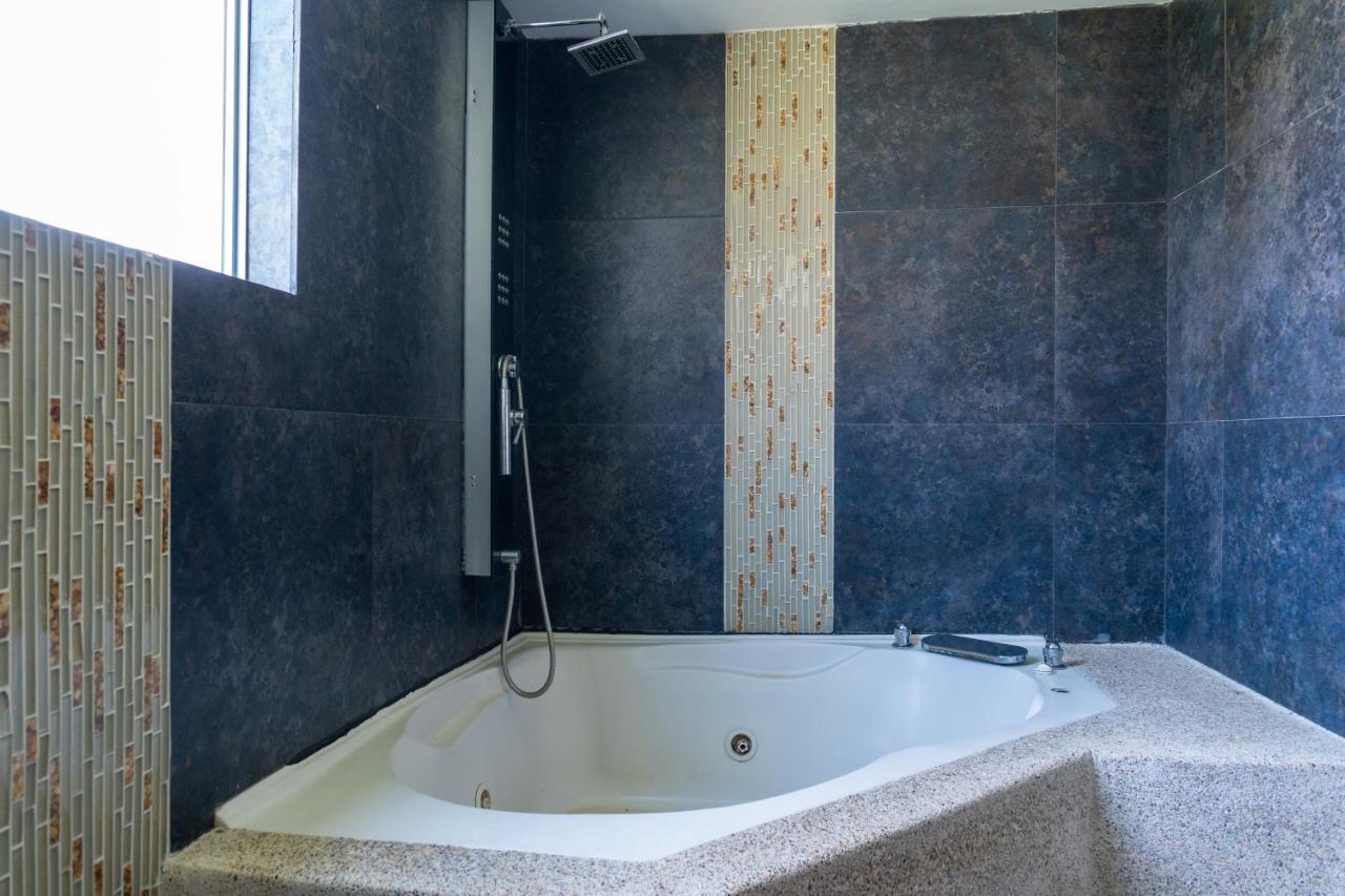 Chaupimundo Lodge كويتو المظهر الخارجي الصورة